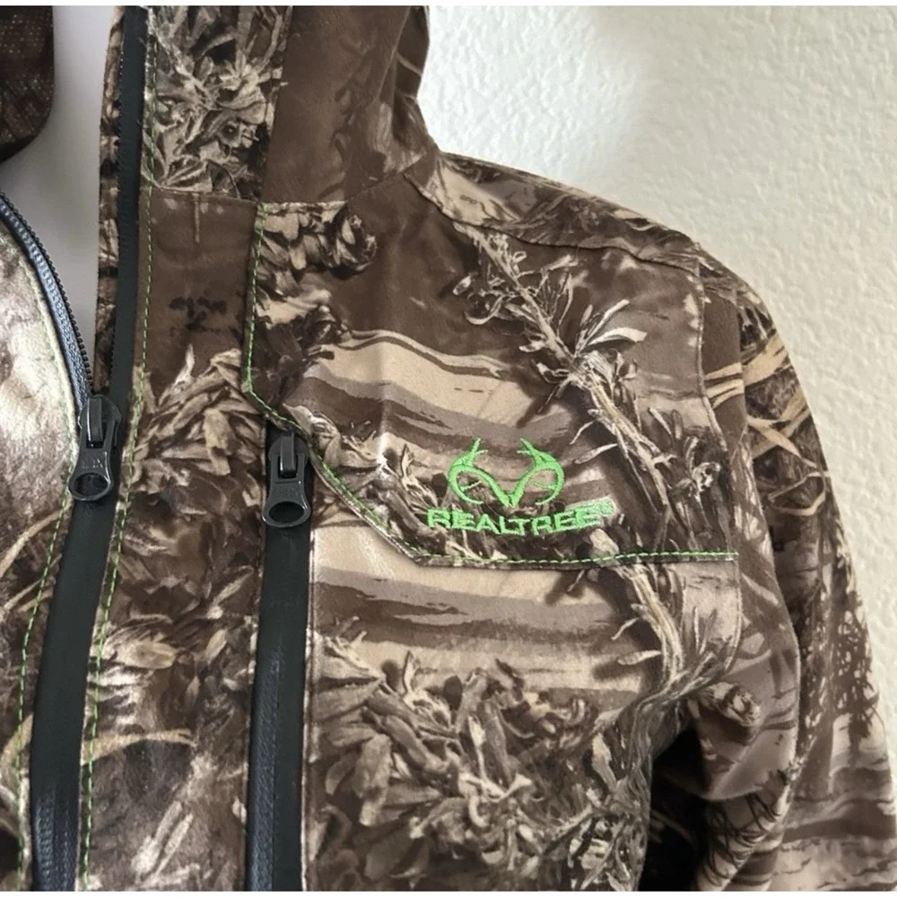 Big kids Real Tree Max 1 XT Camouflage Hunting Outdoor Jacket Style WJ698 Size M